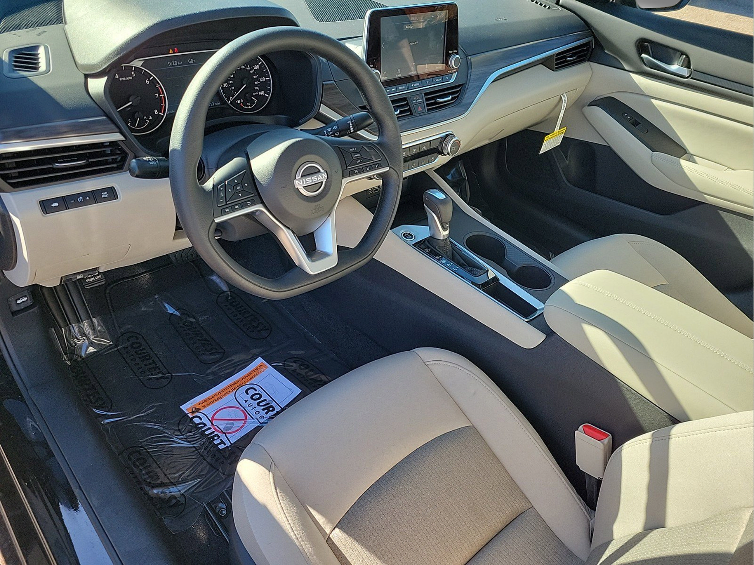 New 2025 Nissan Altima 2.5 SV FWD image 22
