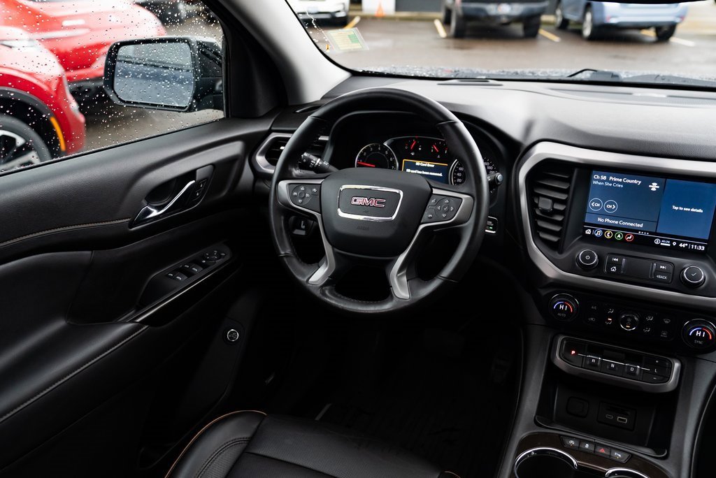 Used 2021 GMC Acadia AT4 image 9