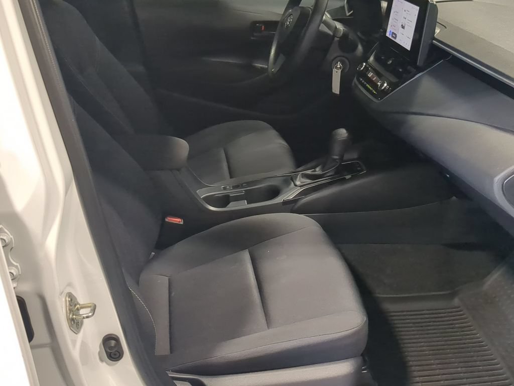 Used 2023 Toyota Corolla LE FWD image 25