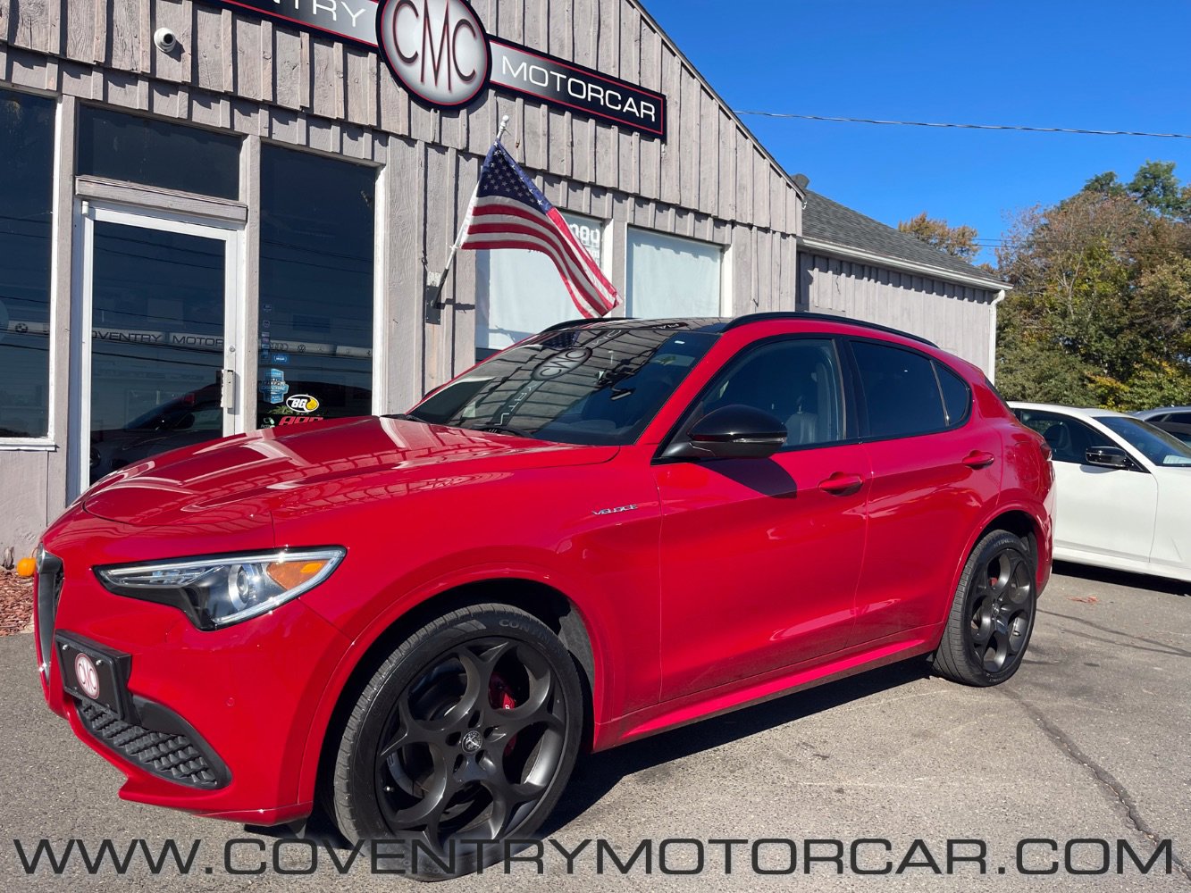 Used 2022 Alfa Romeo Stelvio Veloce image 2
