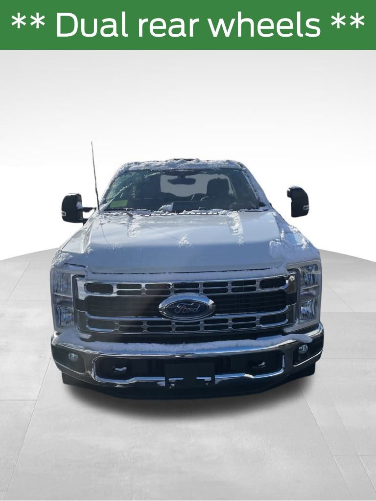 New 2026 Ford F350 XL w/ XL Chrome Package RWD image 12