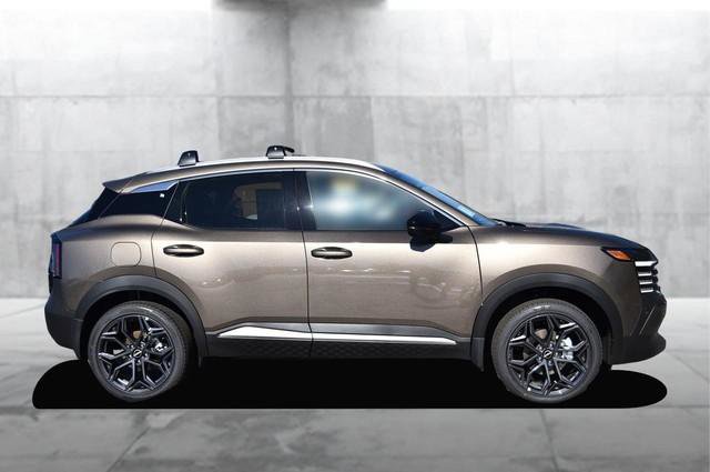 New 2026 Nissan Kicks SR w/ SR Premium Package image 5