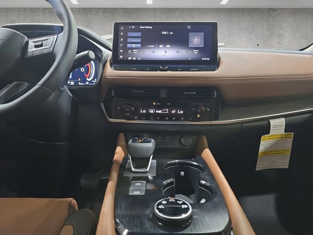 New 2026 Nissan Rogue Platinum w/ Platinum Premium Package image 3