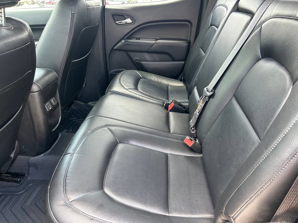 Used 2020 GMC Canyon SLE w/ Elevation Edition RWD image 16
