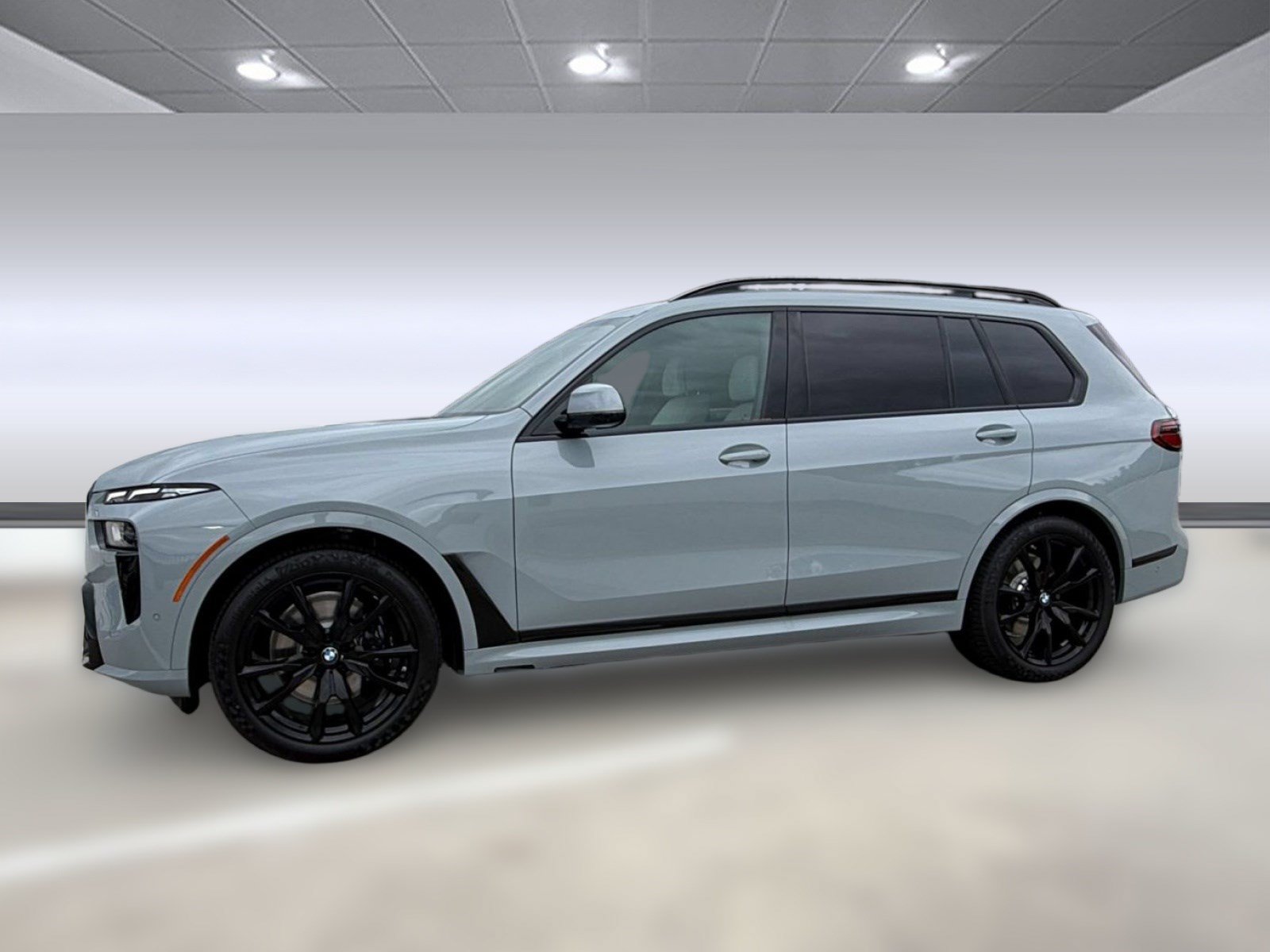 New 2027 BMW X7 xDrive40i w/ M Sport Package AWD/4WD image 2