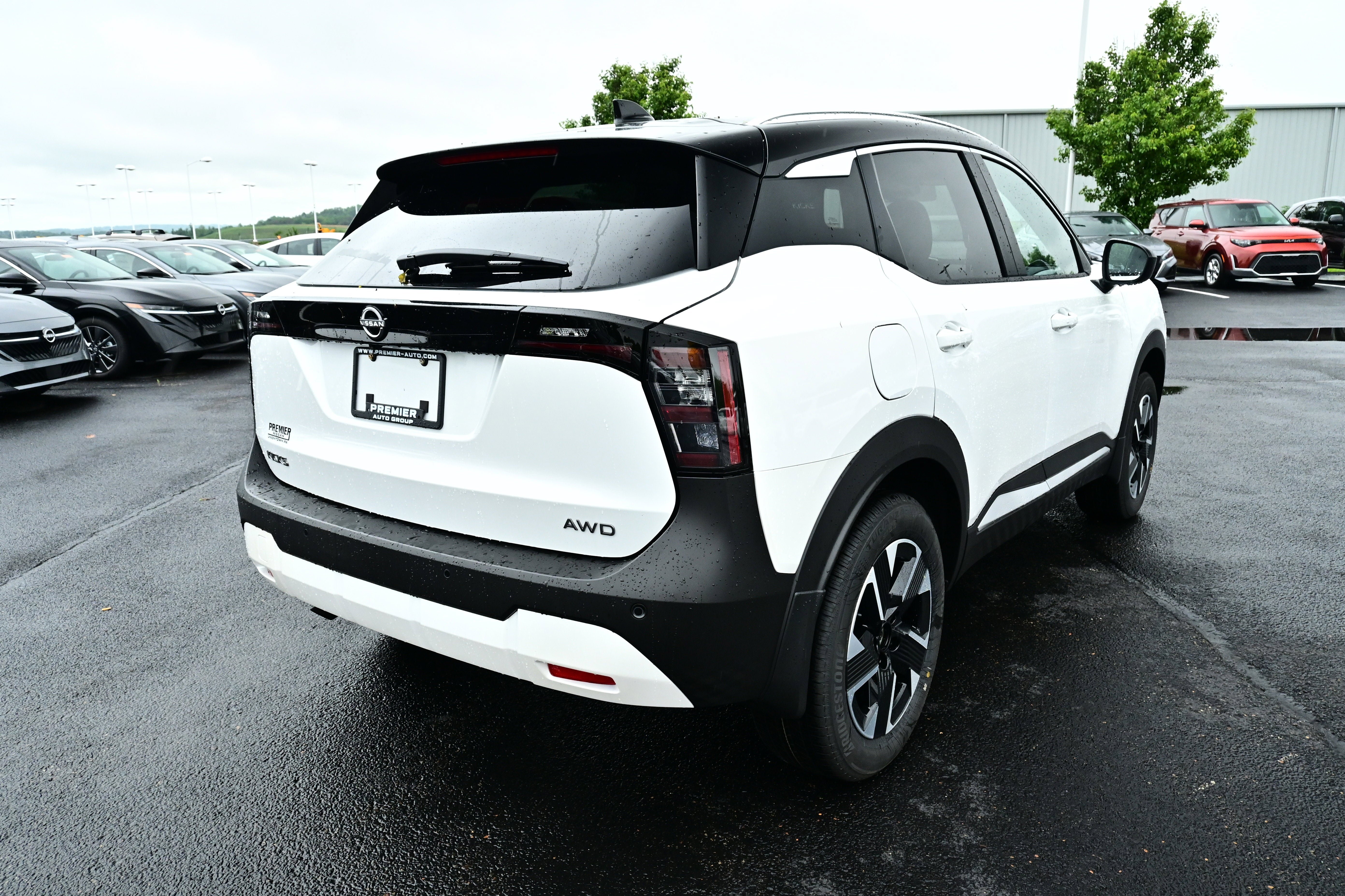New 2026 Nissan Kicks SV w/ SV Premium Package AWD/4WD image 8