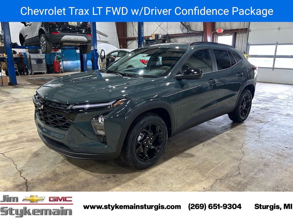 New 2026 Chevrolet Trax LT w/ Sunroof Package FWD image 1