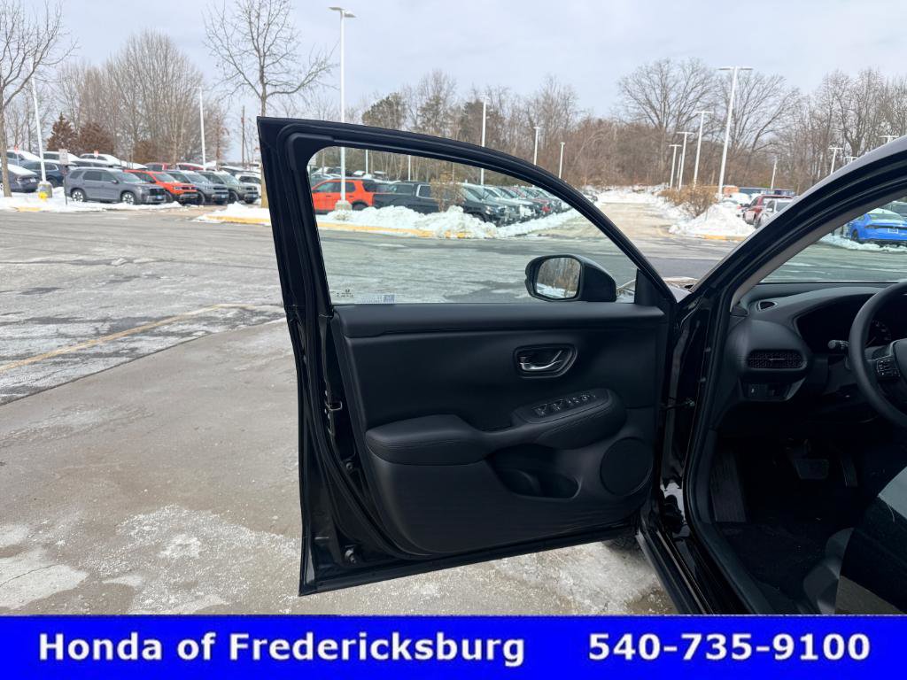 Certified 2026 Honda HR-V LX image 15