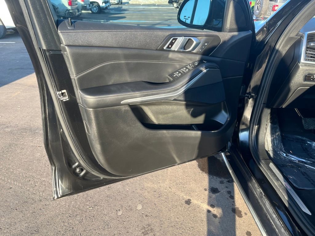 Used 2022 BMW X5 xDrive40i image 11