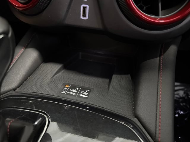 Used 2025 Chevrolet Blazer RS FWD image 43
