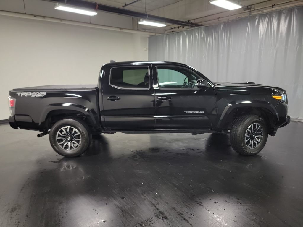 Used 2023 Toyota Tacoma TRD Sport AWD/4WD image 9