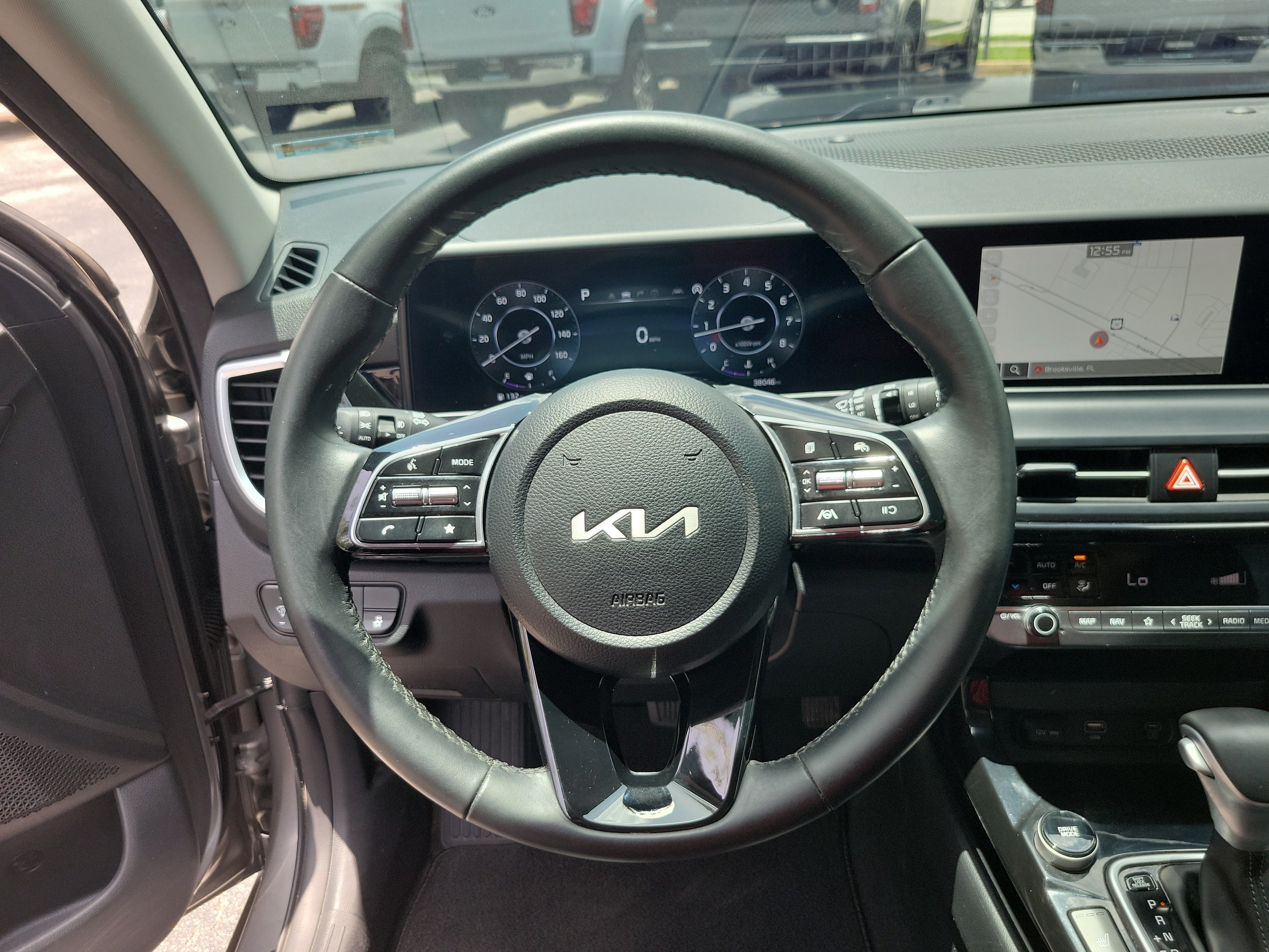 Used 2024 Kia Seltos S AWD/4WD image 25
