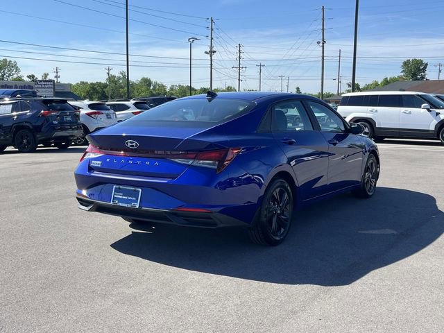Certified 2022 Hyundai Elantra SEL w/ Convenience Package FWD image 5