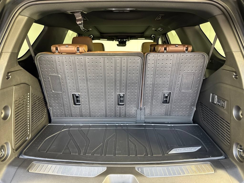 New 2026 Chevrolet Tahoe High Country AWD/4WD image 35