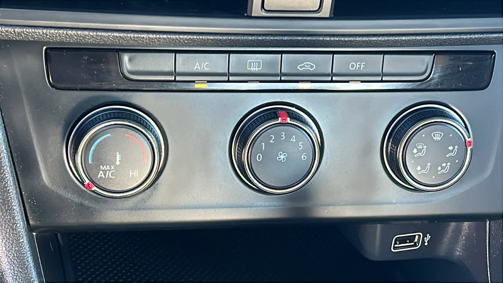 Used 2019 Volkswagen Jetta S image 14