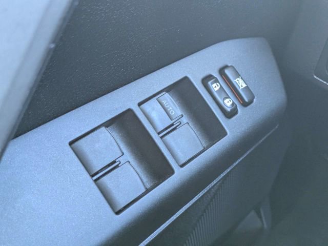 Used 2016 Toyota RAV4 LE FWD image 20