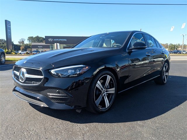 Used 2025 Mercedes-Benz C 300 Sedan image 9