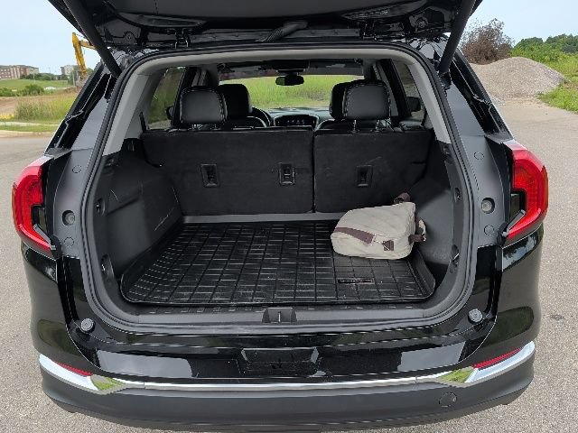 Used 2022 GMC Terrain SLT AWD/4WD image 13