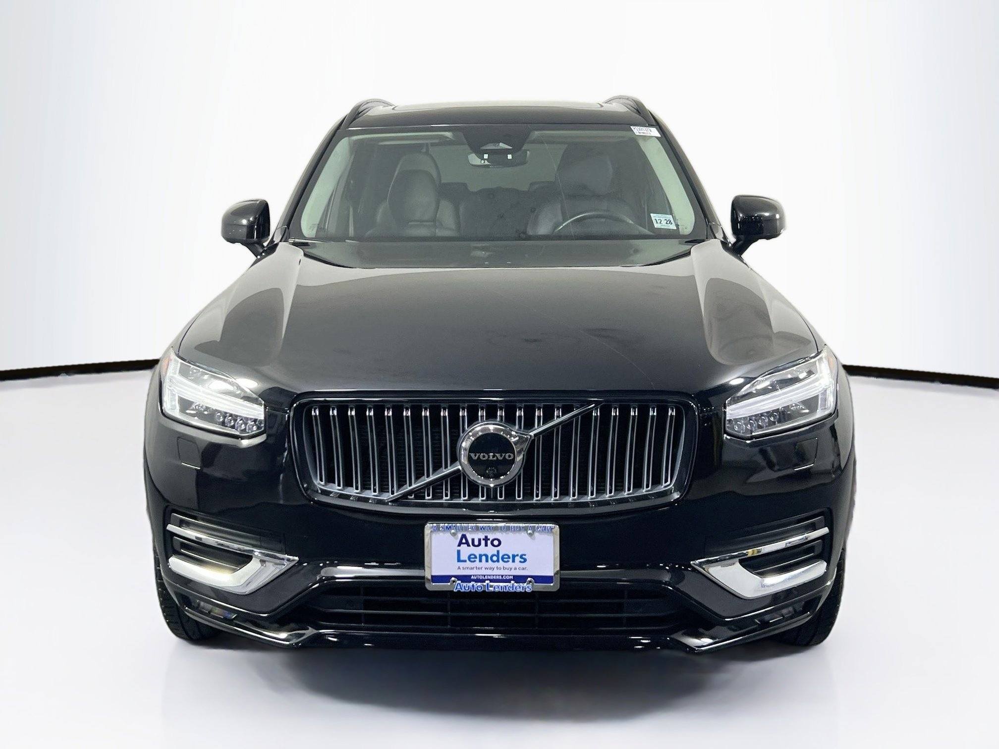 Used 2023 Volvo XC90 B6 Plus AWD/4WD image 2
