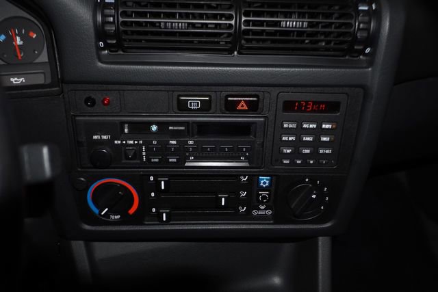 Used 1991 BMW M3 Coupe image 25