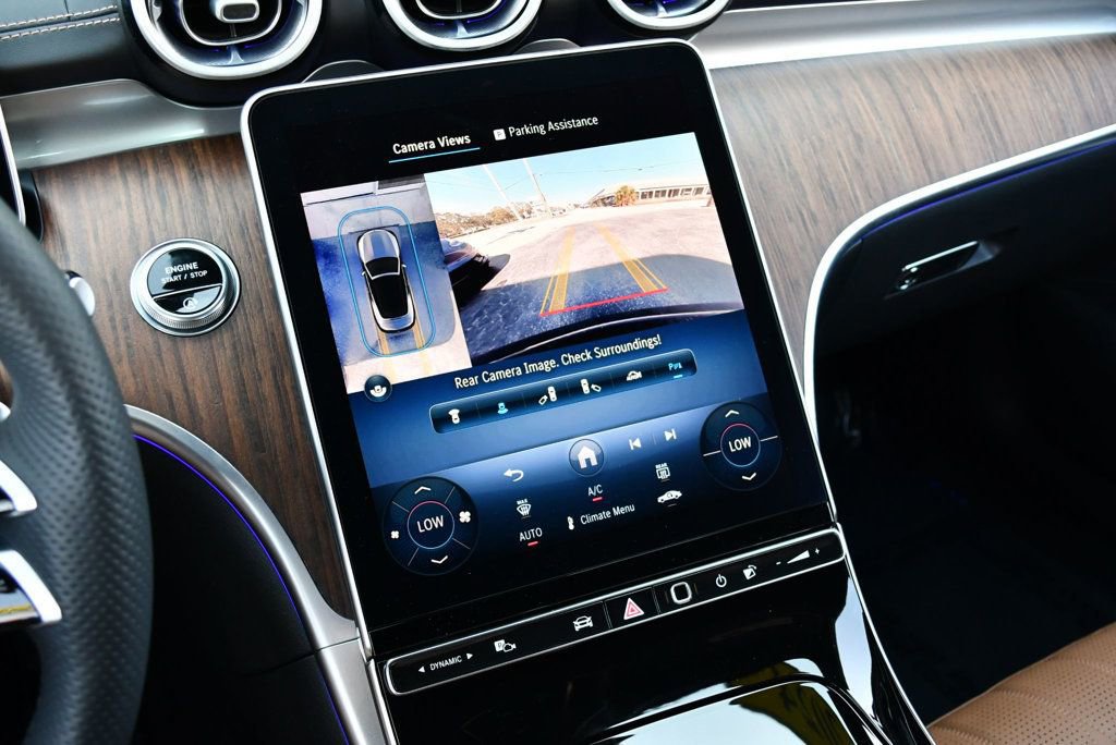 Used 2024 Mercedes-Benz CLE 450 4MATIC Cabriolet image 68