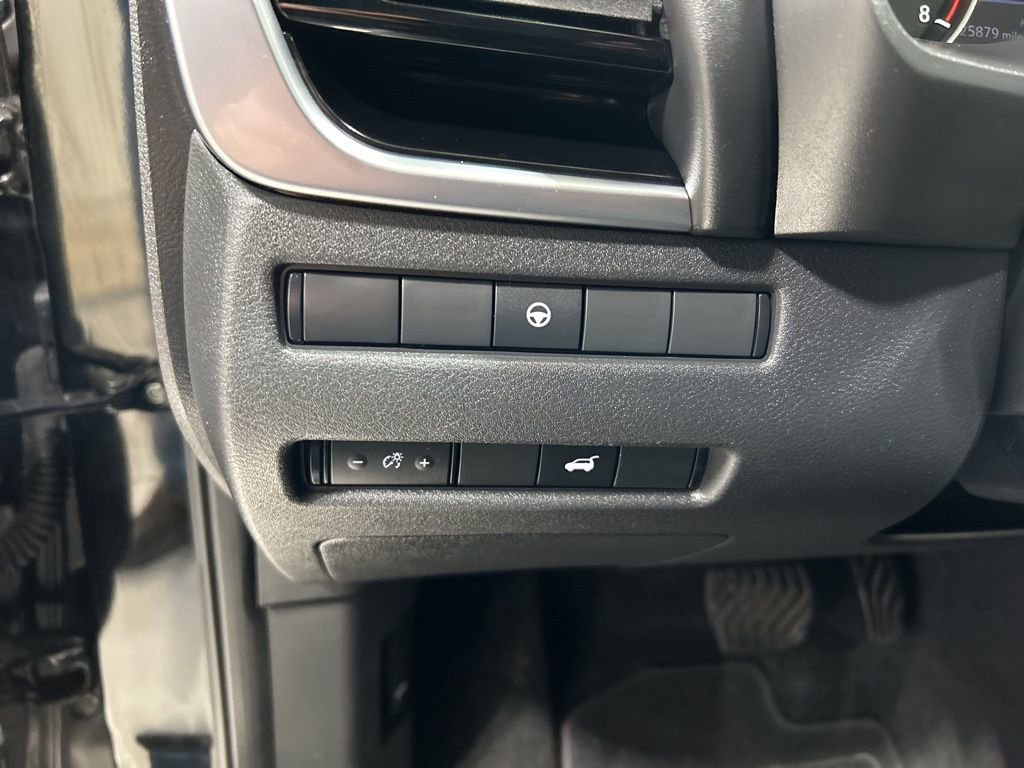 Used 2023 Nissan Rogue SL image 14