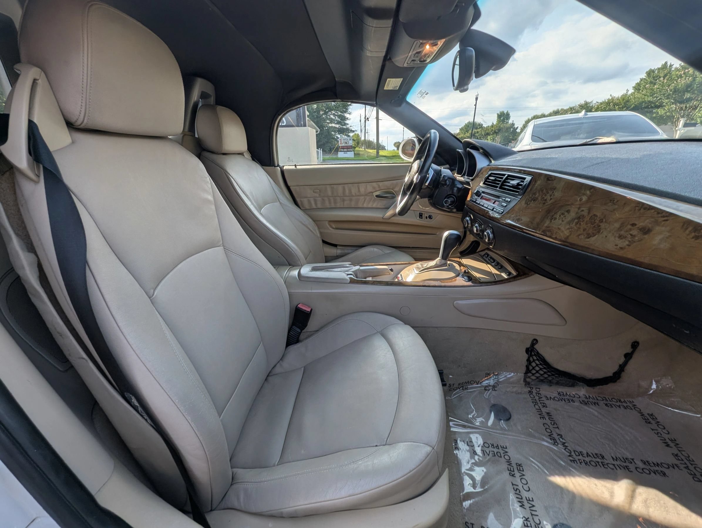 Used 2008 BMW Z4 3.0i RWD image 27