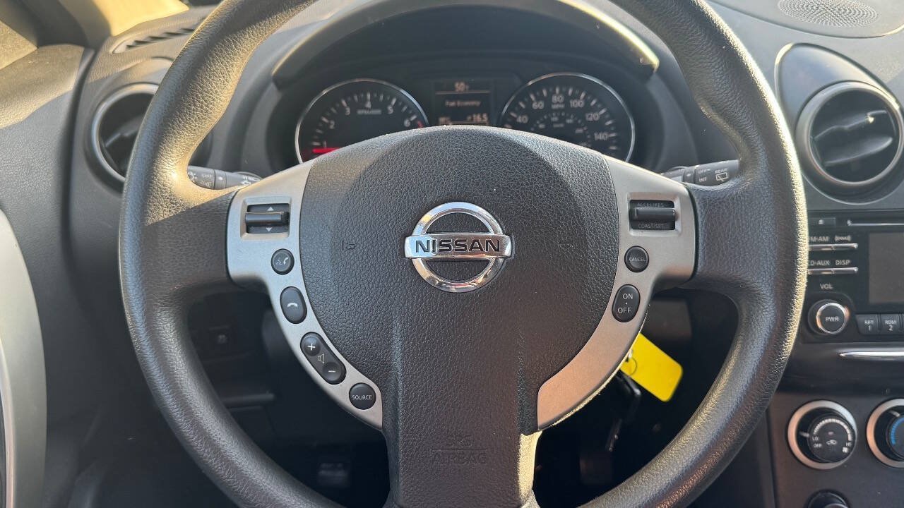 Used 2015 Nissan Rogue S w/ Convenience Package AWD/4WD image 17