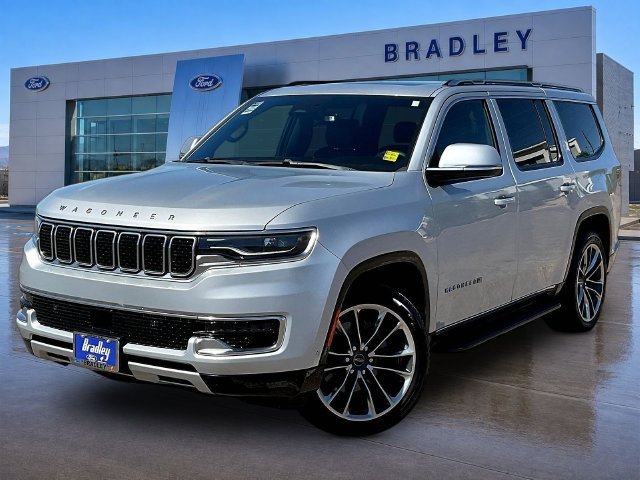 Used 2022 Jeep Wagoneer Series II w/ Premium Group I AWD/4WD image 3