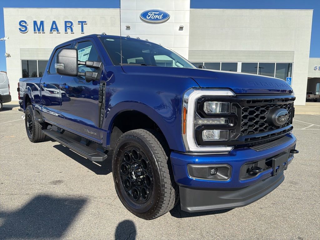 New 2026 Ford F250 XLT w/ XLT Premium Package AWD/4WD image 1
