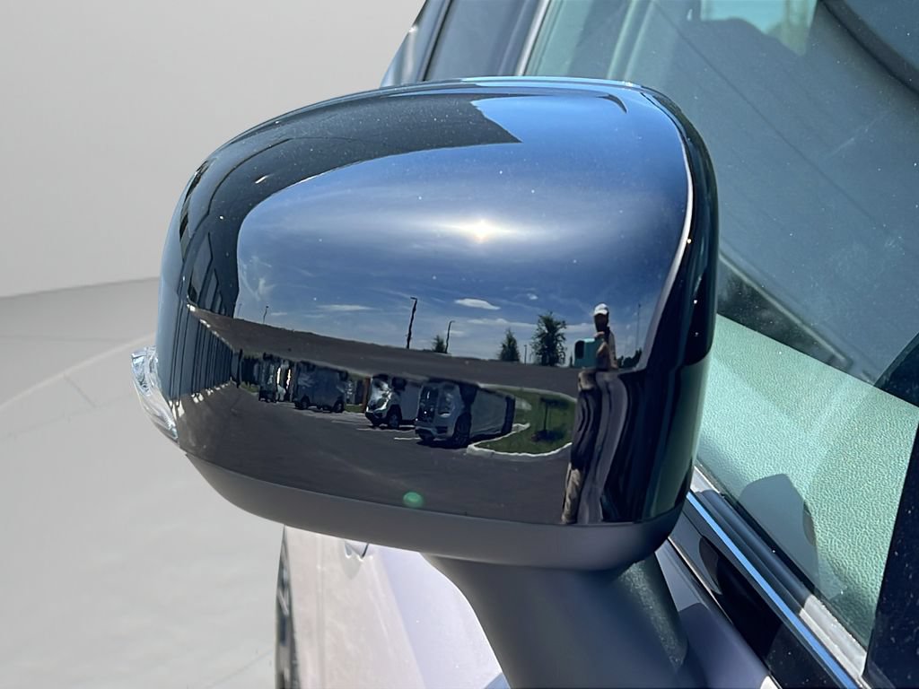 New 2026 Volvo XC60 T8 Plus AWD/4WD image 11