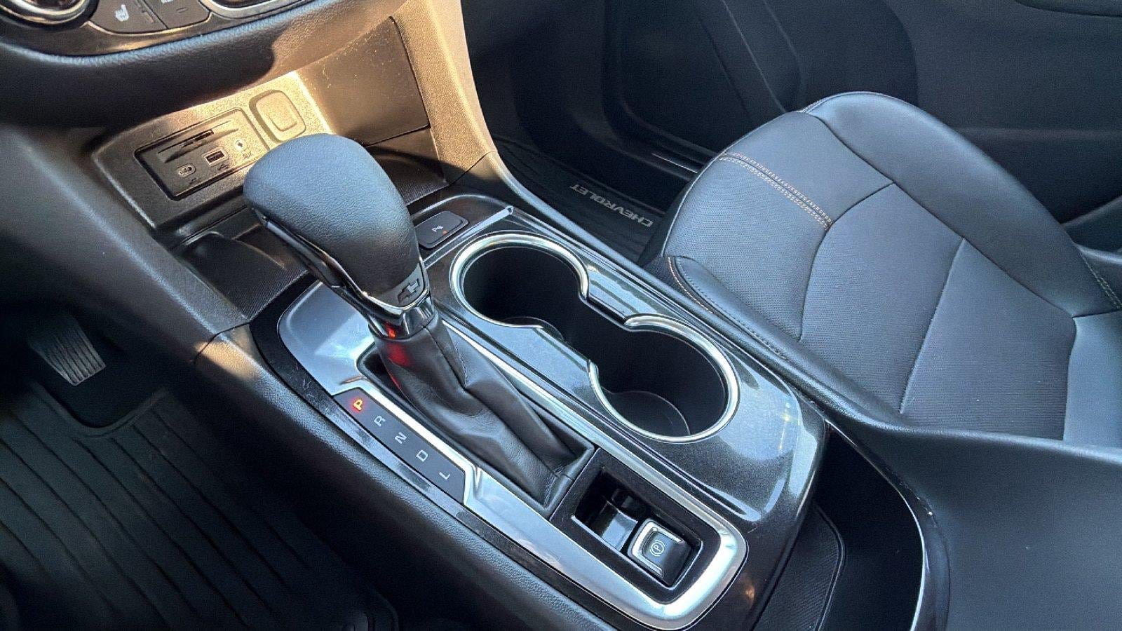 Used 2024 Chevrolet Equinox Premier w/ LPO, Floor Liner Package FWD image 29