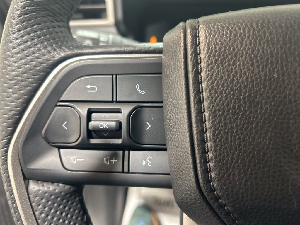 Used 2025 Toyota Tacoma SR5 image 23