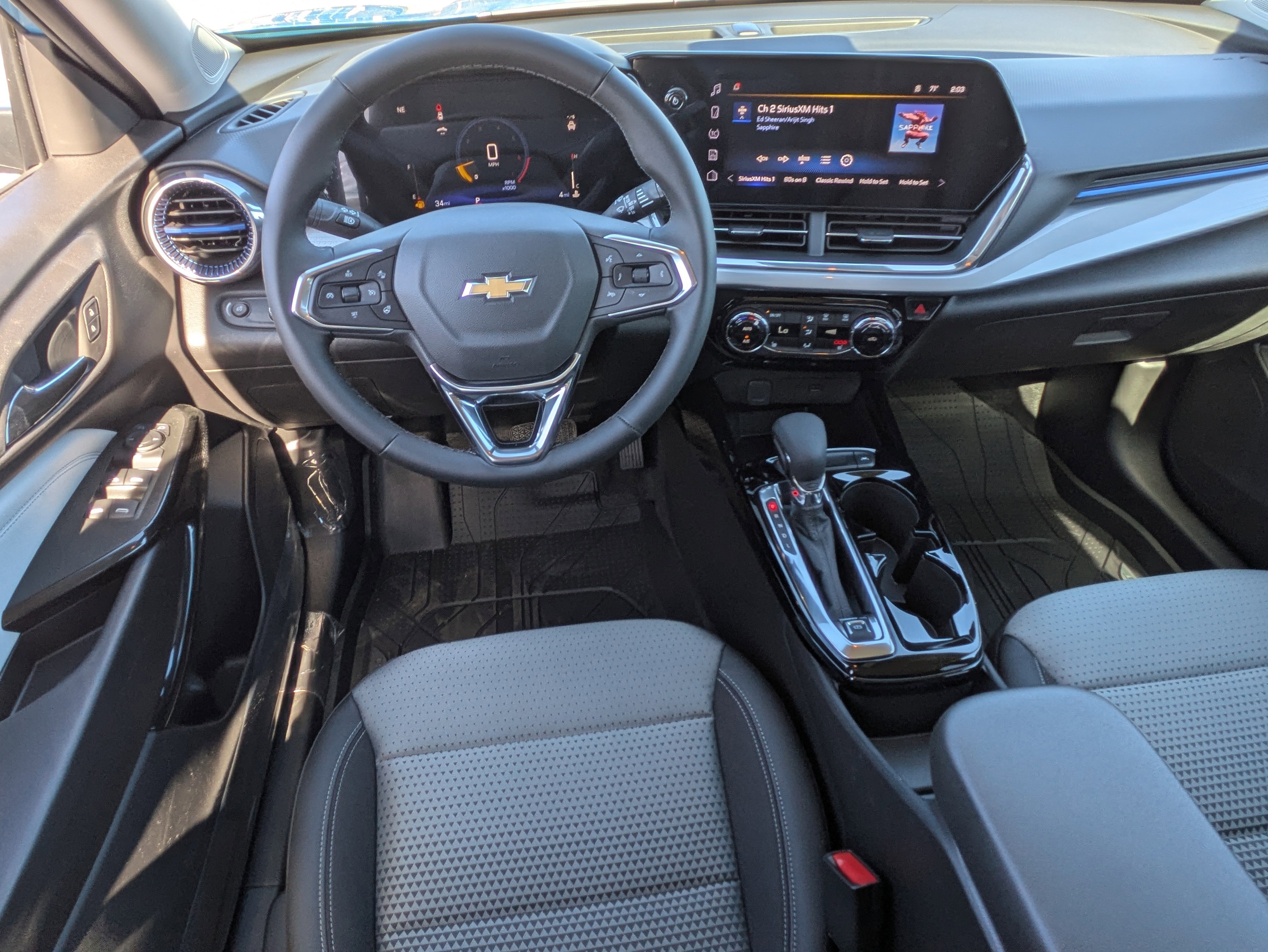 New 2026 Chevrolet Trax LT w/ Driver Confidence Package image 18