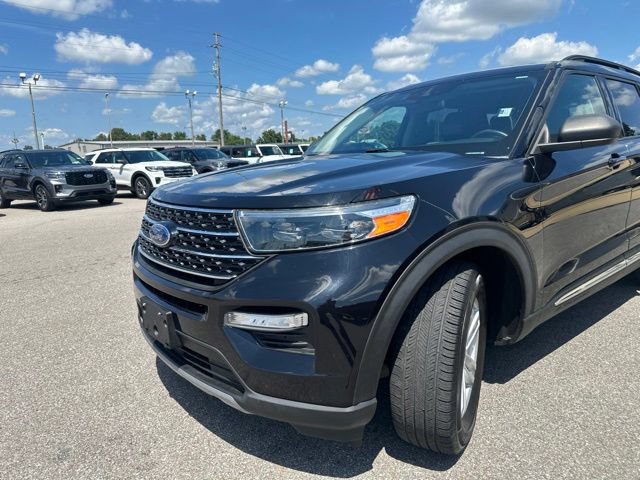 Used 2021 Ford Explorer XLT w/ Equipment Group 202A RWD image 30