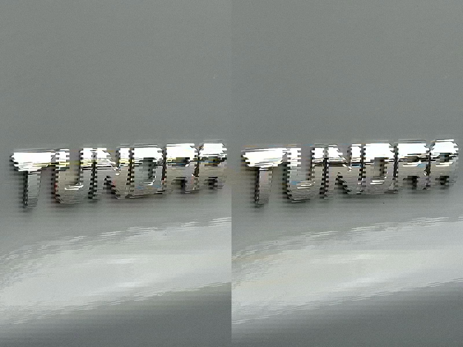 Used 2018 Toyota Tundra Limited w/ Limited Premium Package AWD/4WD image 27