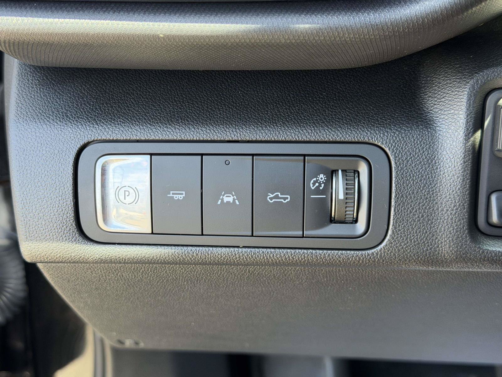 Certified 2024 Chevrolet Silverado EV W/T AWD/4WD image 19