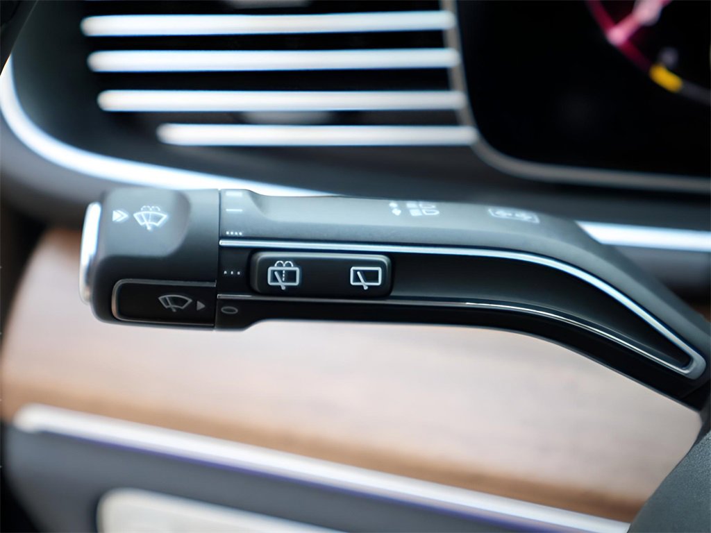 New 2025 Mercedes-Benz GLE 450 4MATIC image 37