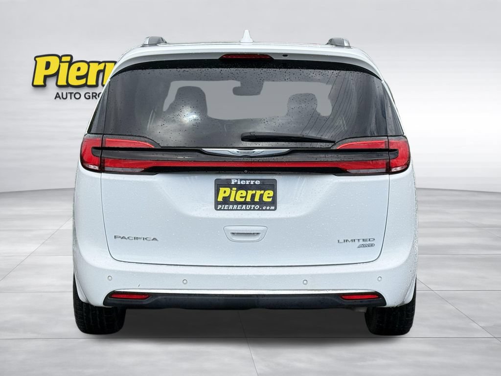 Used 2021 Chrysler Pacifica Limited w/ Premium & Safety Sphere Group AWD/4WD image 6