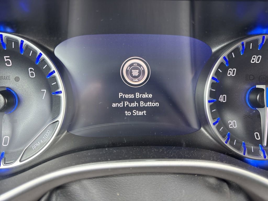 Used 2025 Chrysler Pacifica Select image 23