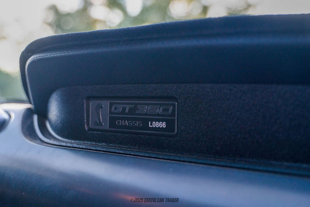 Used 2020 Ford Mustang Shelby GT350 w/ Technology Package image 29