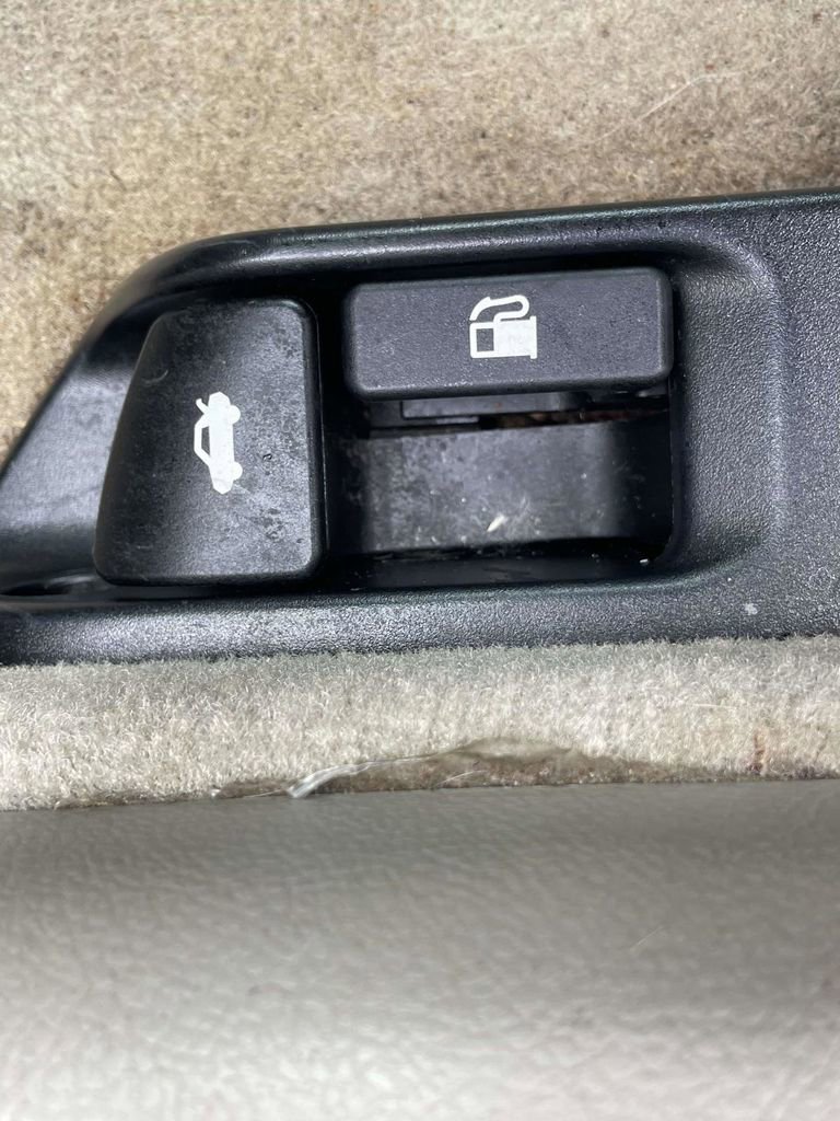 Used 2009 Toyota Camry LE FWD image 11