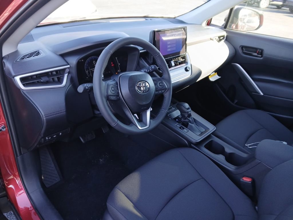 New 2026 Toyota Corolla Cross LE image 5