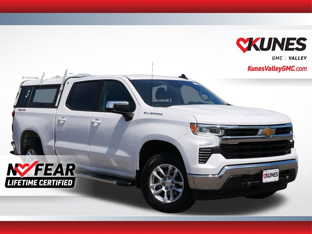 Used 2024 Chevrolet Silverado 1500 LT AWD/4WD image 1