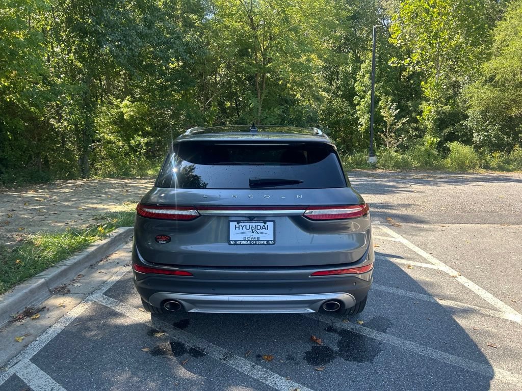 Used 2022 Lincoln Corsair AWD w/ Premium Package image 5