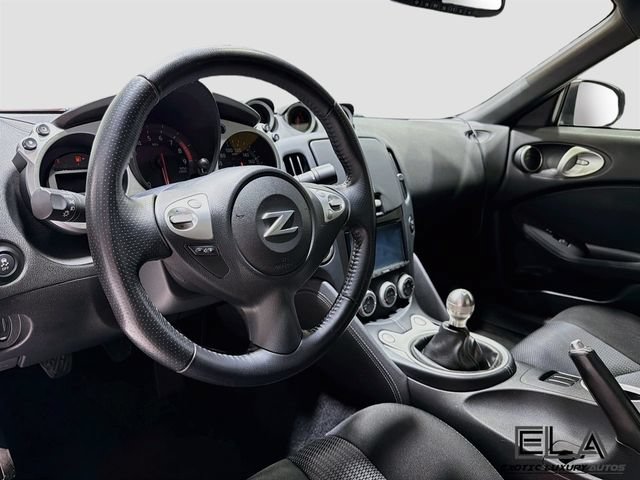 Used 2013 Nissan 370Z Coupe RWD image 12