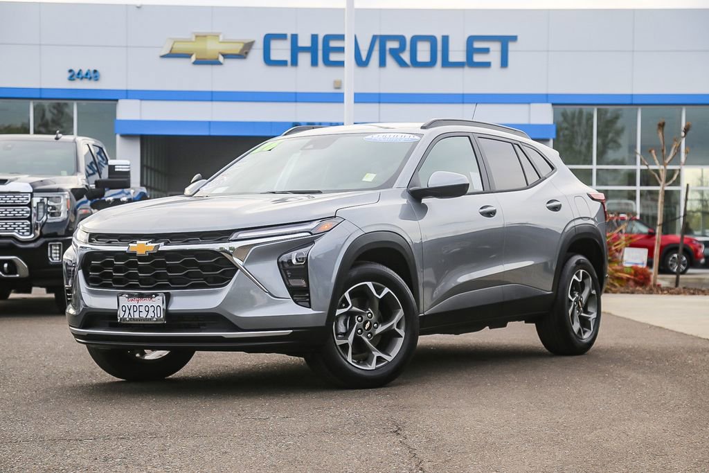 Certified 2026 Chevrolet Trax LT w/ Driver Confidence Package