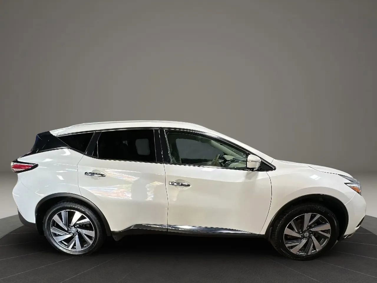 Used 2015 Nissan Murano Platinum w/ Platinum Technology Package image 6