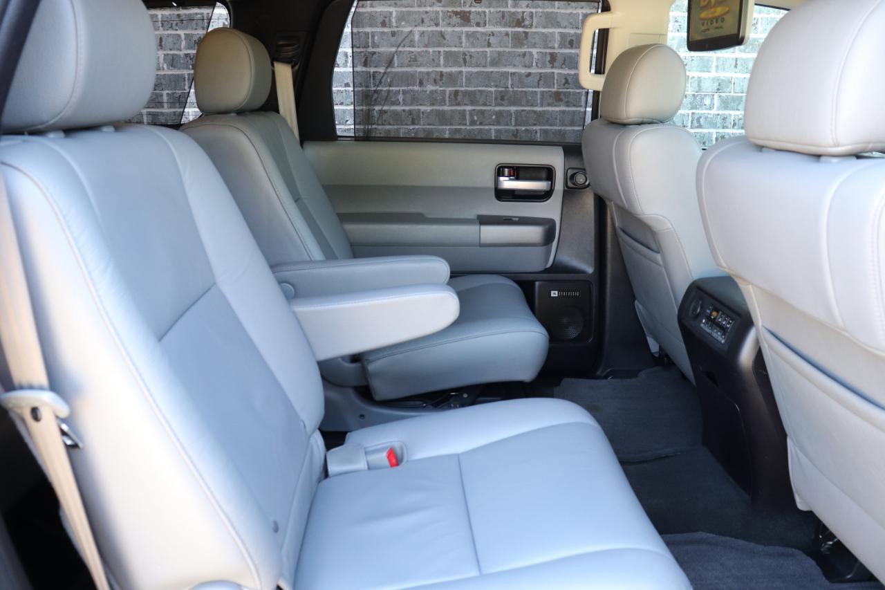 Used 2016 Toyota Sequoia Limited image 32