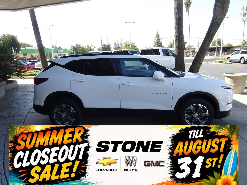 Certified 2024 Chevrolet Blazer LT w/ Convenience Package FWD image 8